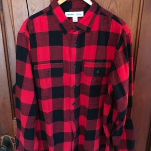 Old Navy Men’s Regular Fit Built-in Flex Buffalo Plaid Flannel Shirt